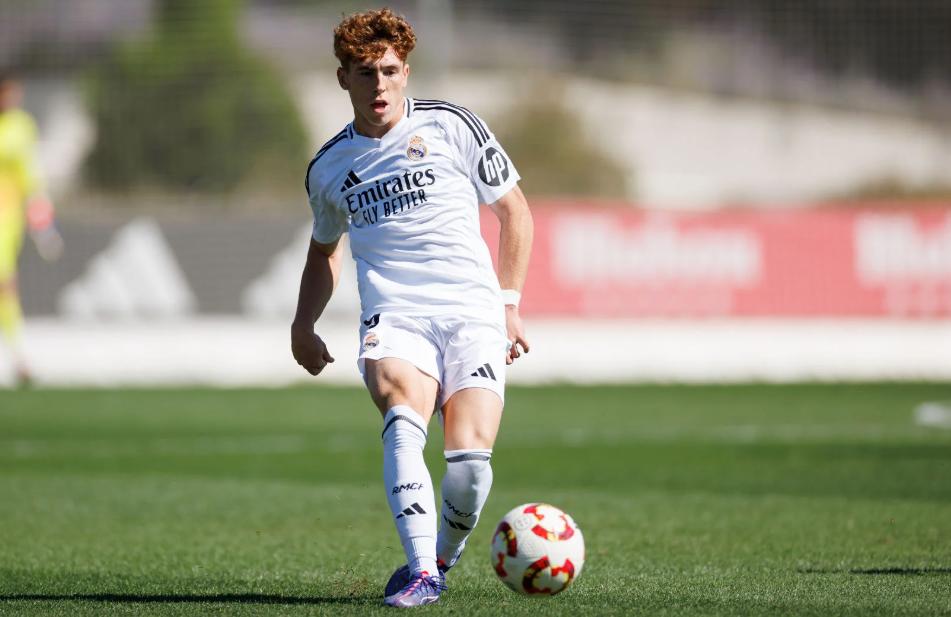 Ancelotti tiene un nuevo ‘9’: fue rechazado por el Barcelona y hoy podría debutar con Real Madrid