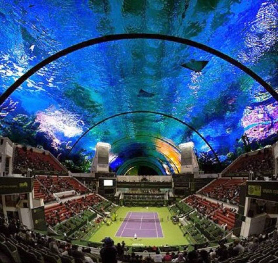 Los maravillosos caprichos en Dubai: Una cancha de Tenis bajo el agua