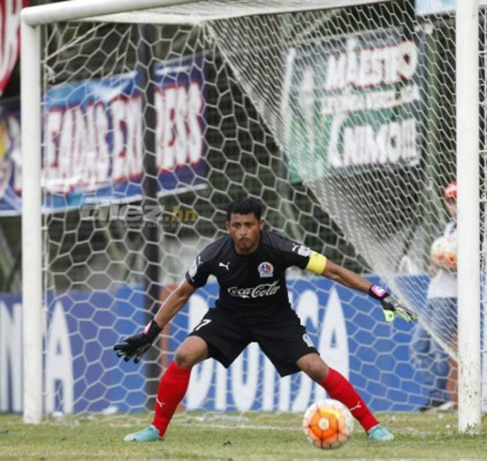 Top 10: Grandes futbolistas de Honduras que no fueron despedidos con honores    