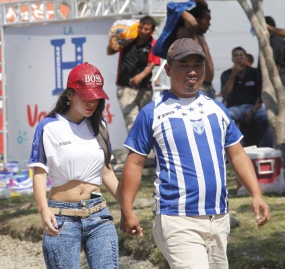 ¡Honduras-Panamá! Las mejores imágenes del ambiente en el estadio Olímpico