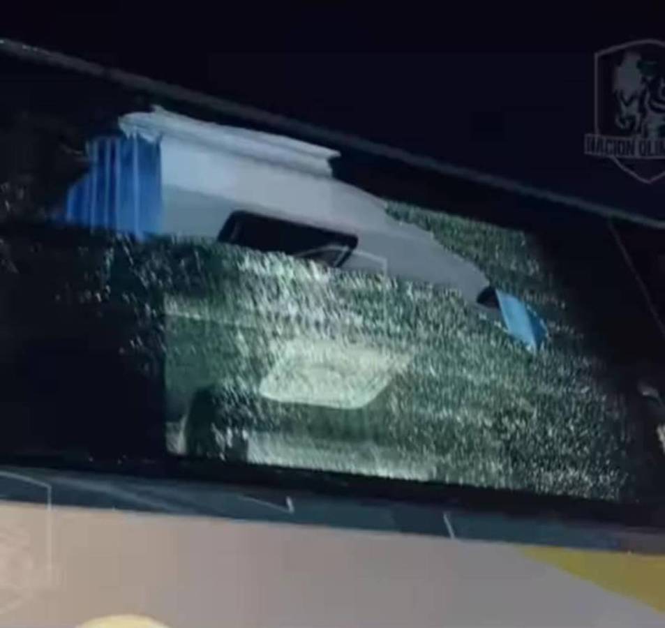 ¿Hay jugadores afectados?: así quedó el bus de Olimpia tras ataque en Costa Rica: No que mucha educación