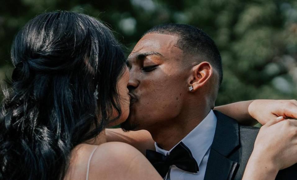 Hermosa olanchana anuncia embarazo y el padre del bebé es legionario hondureño de la MLS