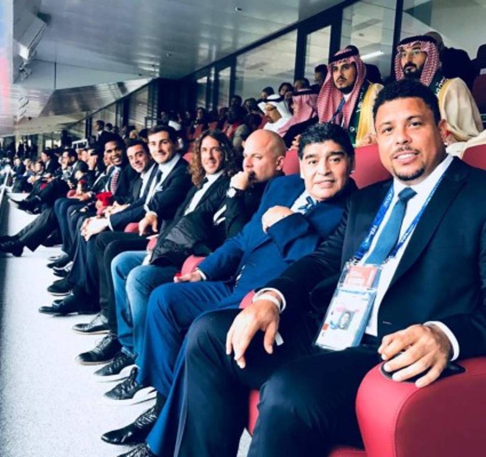 Carlo Ancelotti entre los famosos que asistieron al Rusia-Arabia Saudita