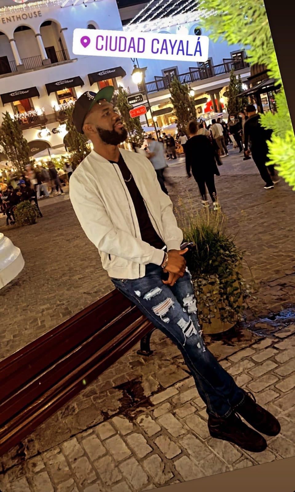 Rodeados de amor: Así pasan los jugadores de Olimpia sus vacaciones tras conseguir el Tetracampeonato