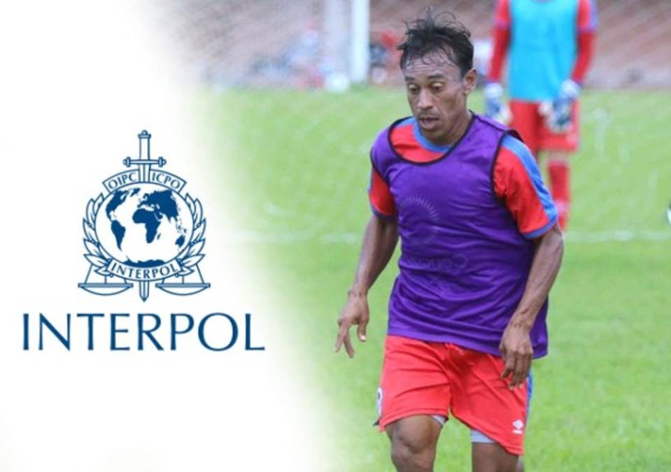 El jugador del Olimpia, Javier Portillo, es detenido por la Policía Nacional en Tegucigalpa