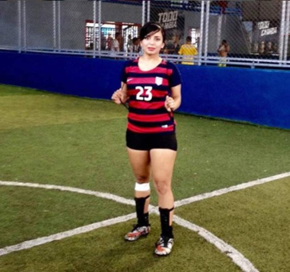 Ellas son las futbolistas hondureñas que enamoran con su belleza