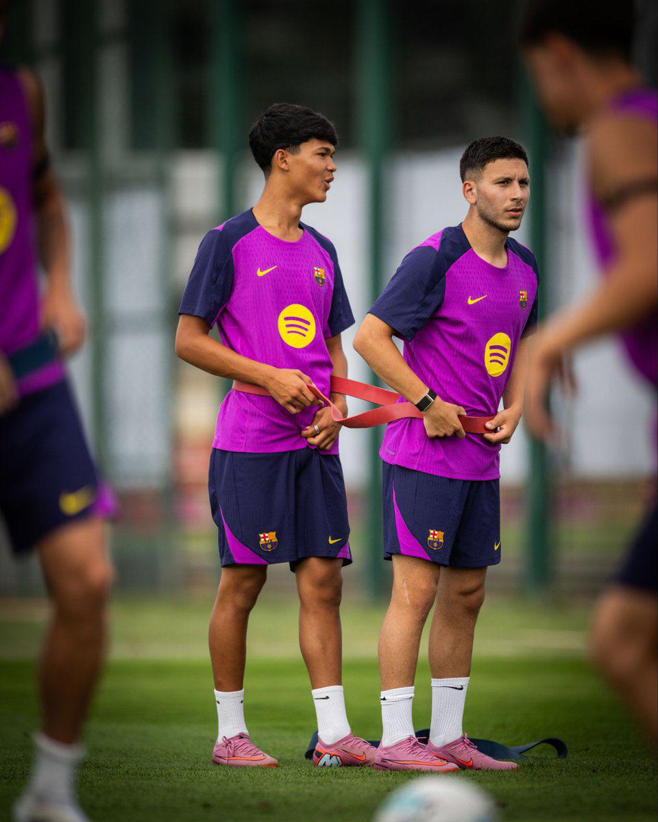 Tiene 17 años, sangre filipina y se hizo famoso tras marcar en su debut con Barcelona: No sabía ni cómo celebrar