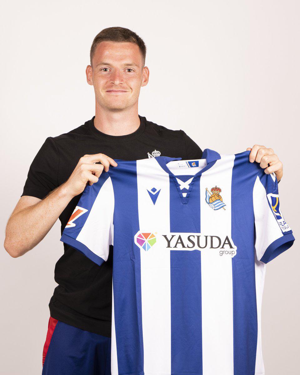 Di María dio un giro radical y la bomba de Balotelli; futbolista deja el Manchester City y el anuncio de Lunin