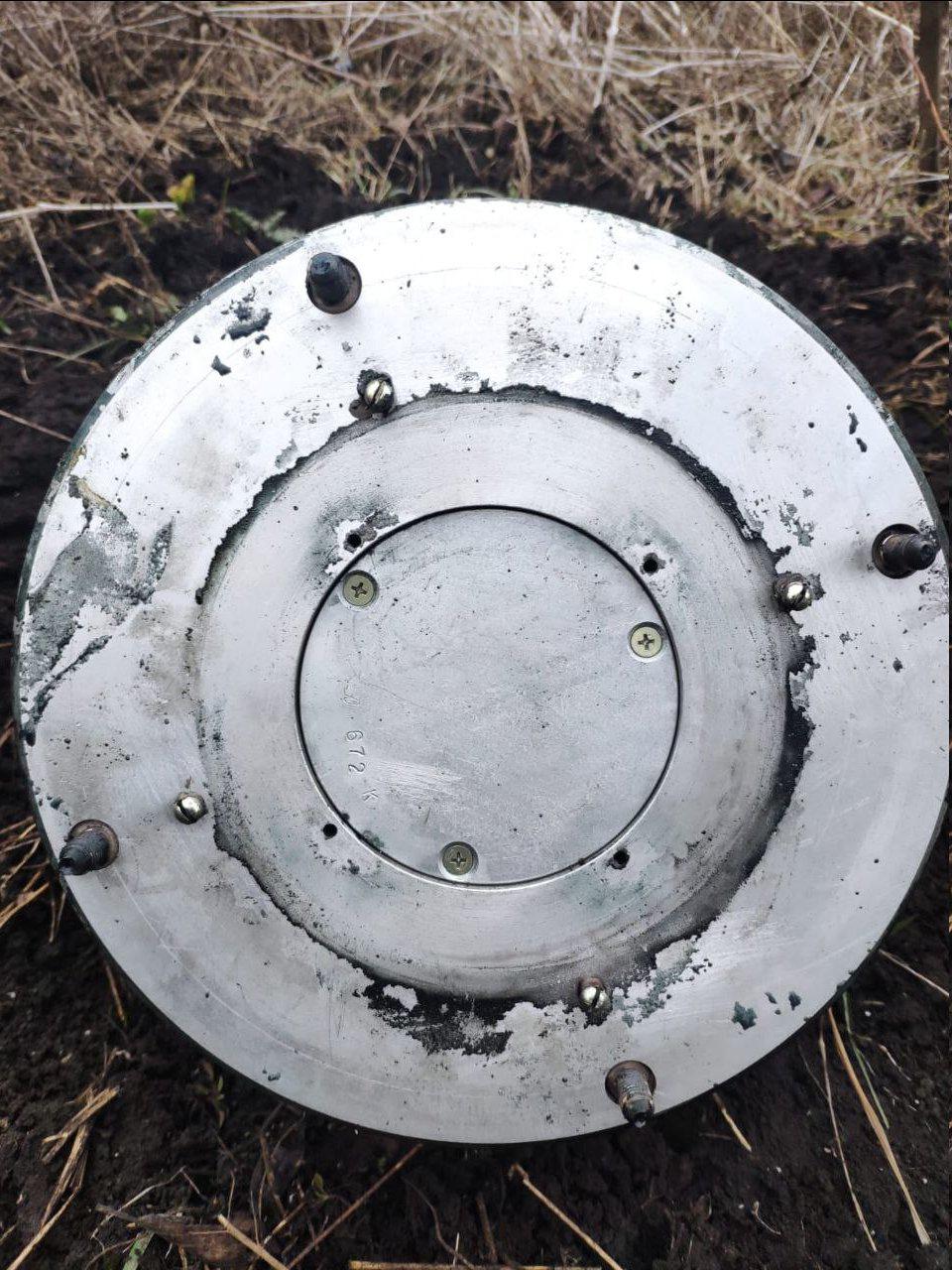 Putin busca la destrucción total: Así es la bomba de racimo, el arma prohibida que Rusia está utilizando para atacar Ucrania