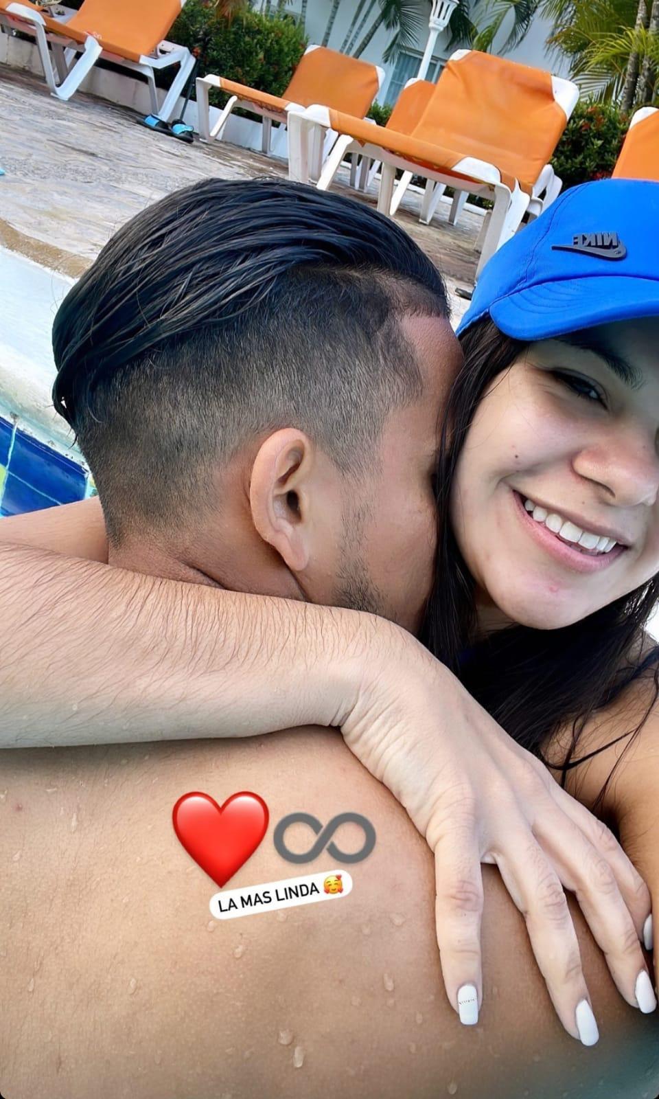 ¡Rodeados de amor! Así disfrutaron el día del amor y la amistad los futbolistas hondureños junto a sus parejas