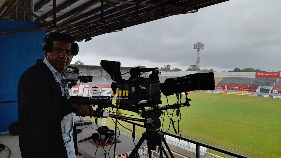 ¡Hermosas chicas y color! La Ceiba se viste de fiesta para el juego juego Vida vs. Olimpia