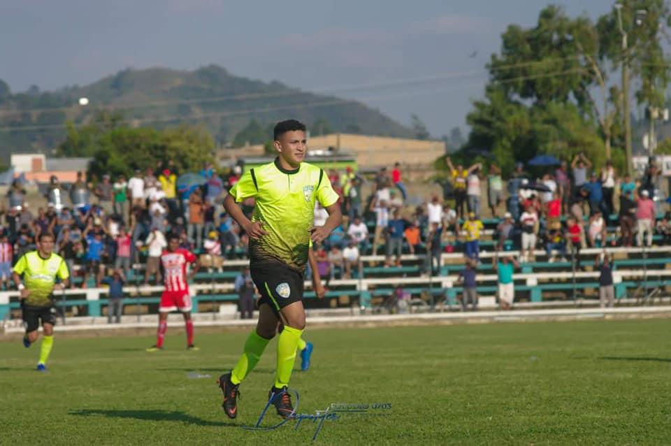 20 futbolistas que hace poco los mirabas en Liga Nacional de Honduras y ahora no se sabe nada de ellos