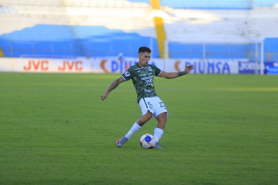 ¿Cómo sería el primer 11 de Manuel Keosseián en su debut con Marathon en el Clásico contra Real España?