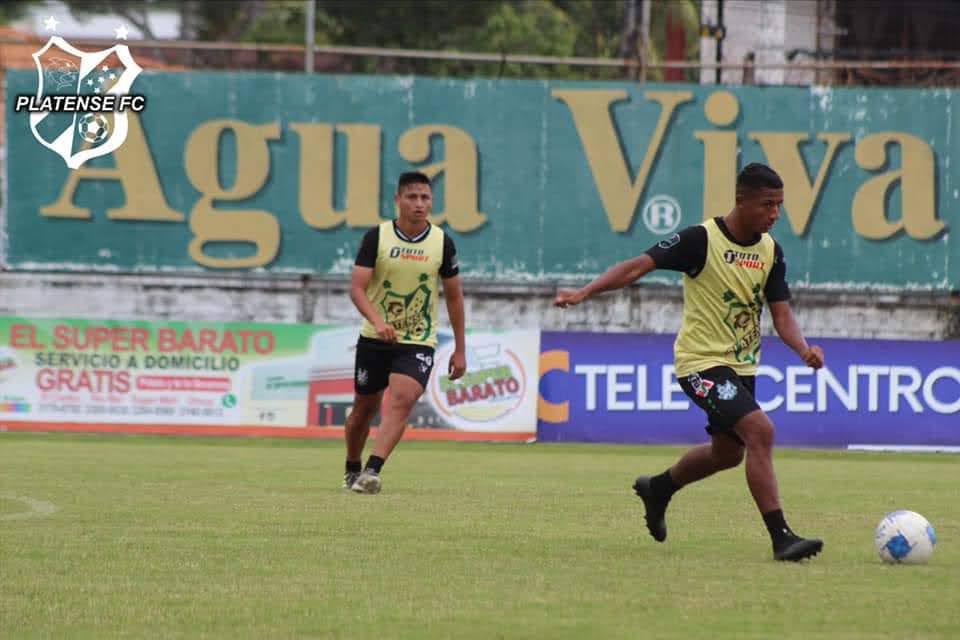 ¿Qué pasó con su carrera? Tiene el récord de ser el más joven en debutar en la primera división de Honduras y así es su presente