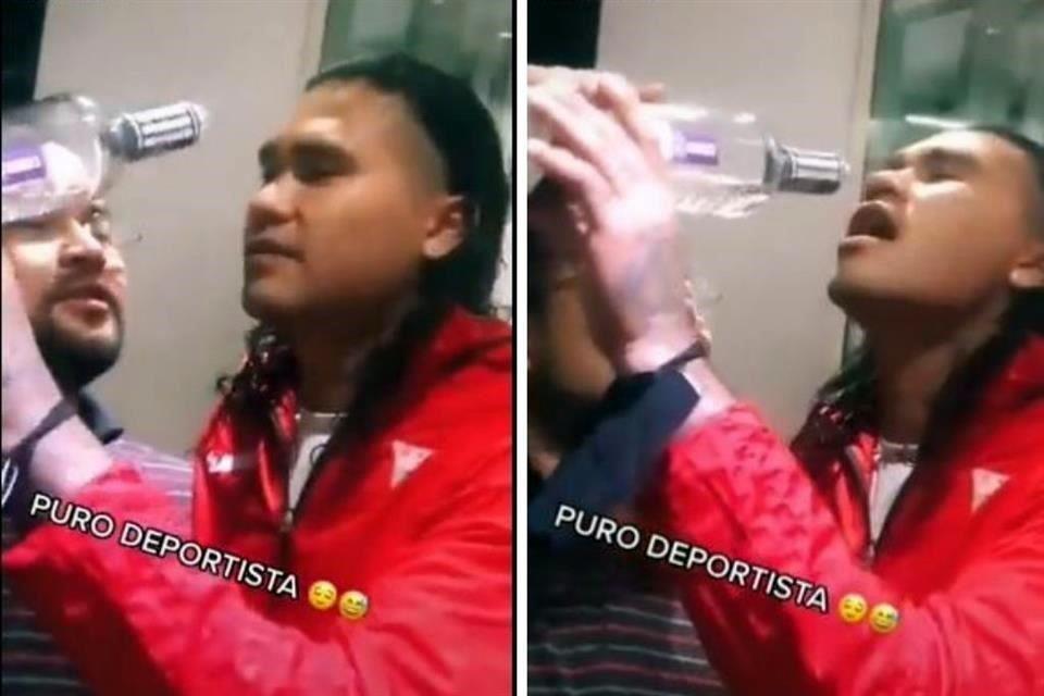 Gullit Peña impacta a todos con su nueva faceta tras dejar el alcohol: ya firmó
