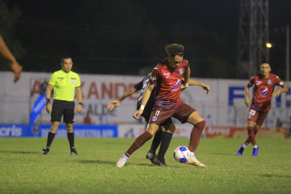 Los 17 datos que dejan los primeros cuatro partidos de Jornada 1: Extranjeros debutan con gol y Bengtson se acerca a histórico goleador