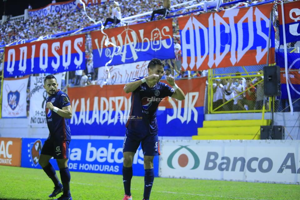 El cariñoso abrazo entre Lavallén y Diego Vázquez, Beckeles y su nueva víctima con sus besos y los eufóricos festejos de Moreira y Moya