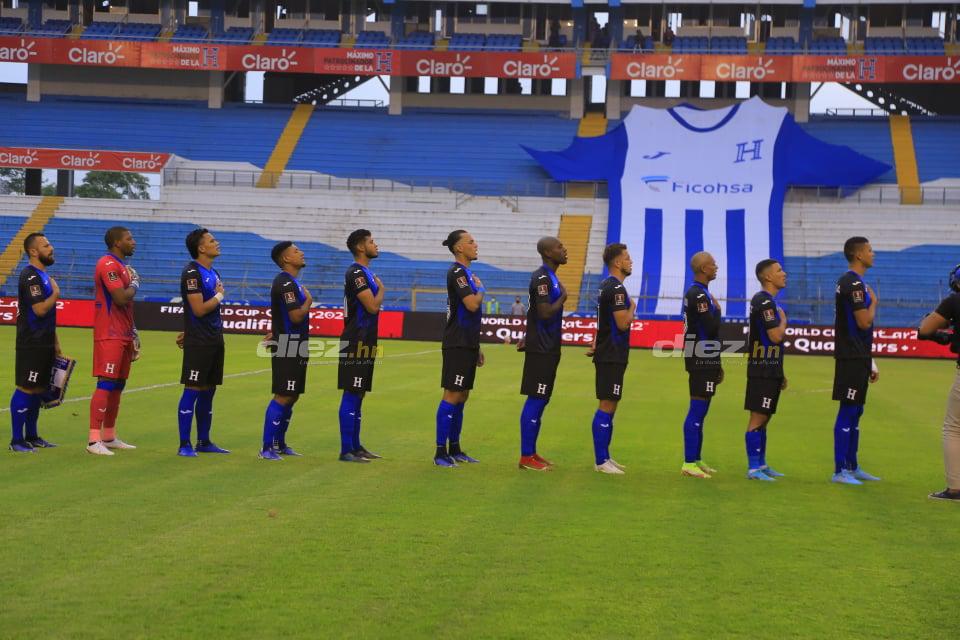 La tristeza de Honduras en su último juego eliminatorio en casa, el intercambio de camisetas y la celebración de México en San Pedro Sula
