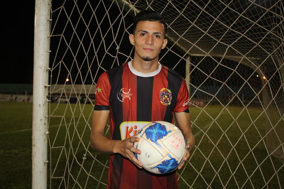 FICHAJES: Olimpia perdería dos titulares, hondureño iría a histórico europeo y futuro de Henry Figueroa con giro radical