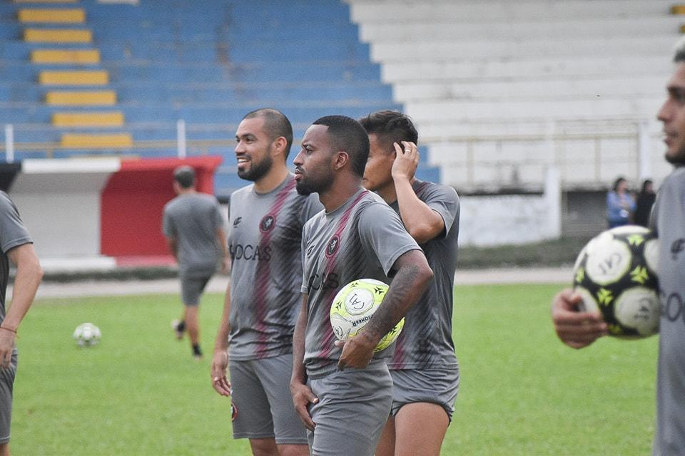 ¿A qué se dedica ahora? José Escalante se retiró como futbolista profesional con 29 años, pero ya tiene nuevo trabajo