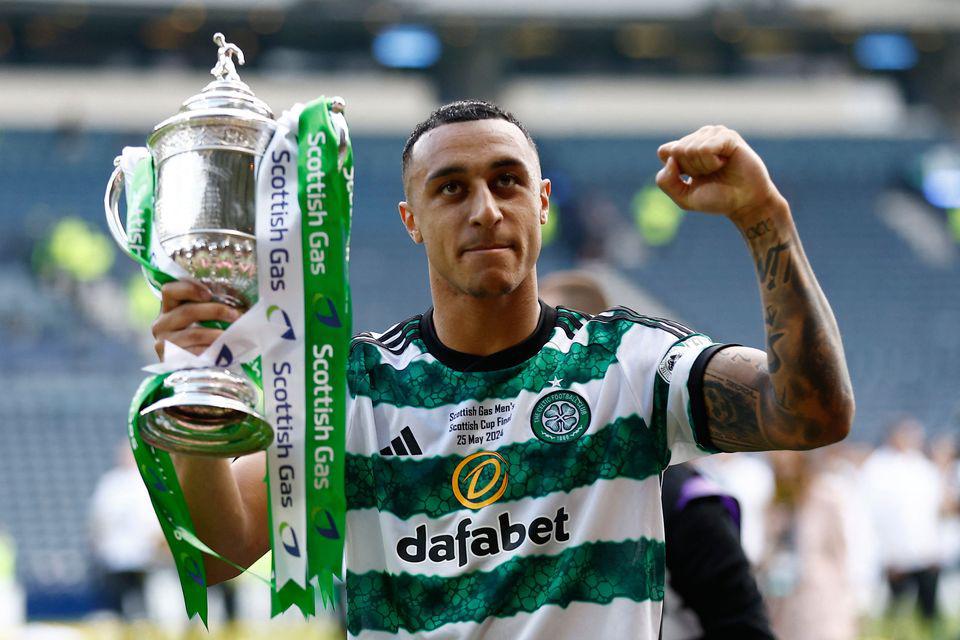 Así festejó Luis Palma el doblete del Celtic en su primer año en Escocia: ¡le puso ambiente al vestidor!