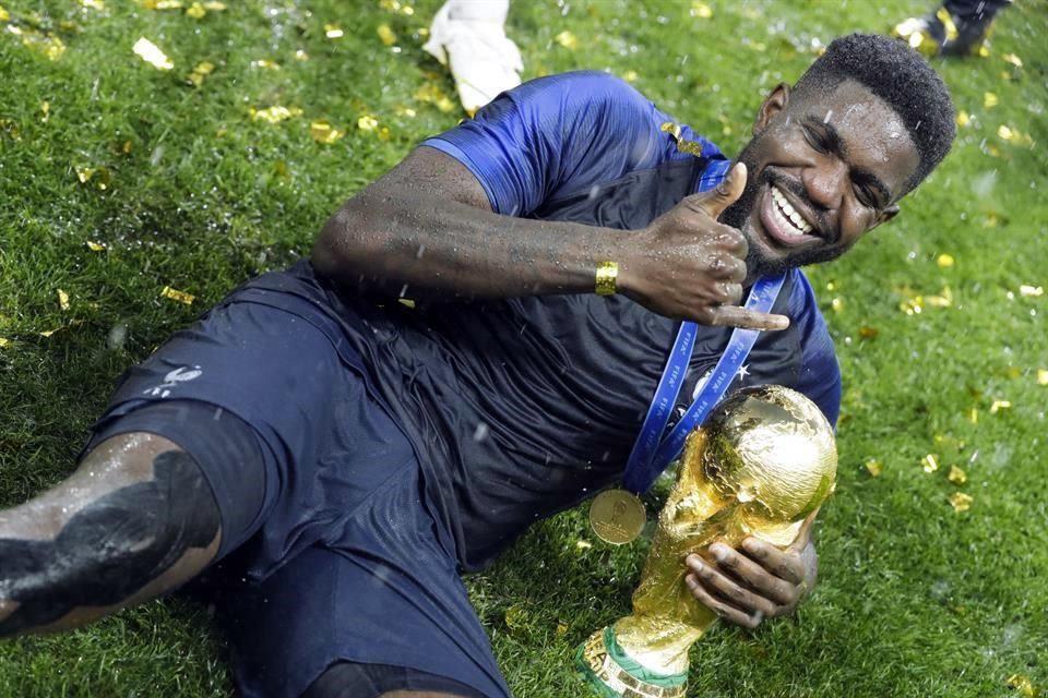 Samuel Umtiti conquistó la Copa del Mundo con Francia en Rusia-2018.