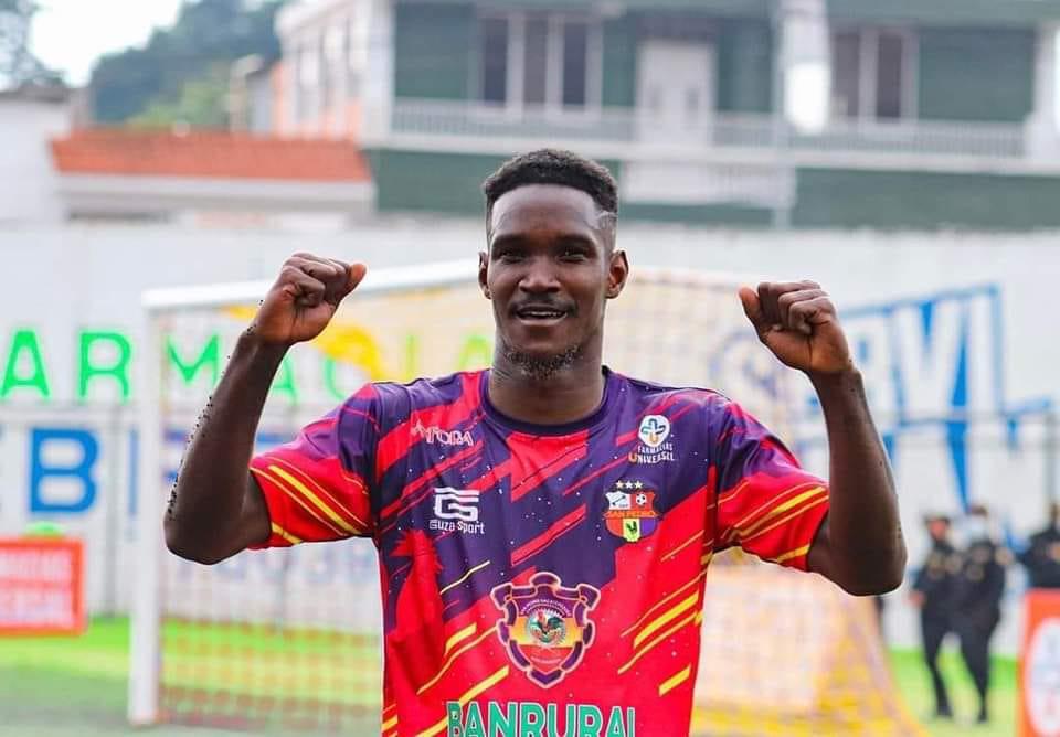 FICHAJES: Olimpia anuncia barrida, hondureño es contratado con Sporting Kansas City y Motagua firma a tres, ¿y Carlos Pineda?