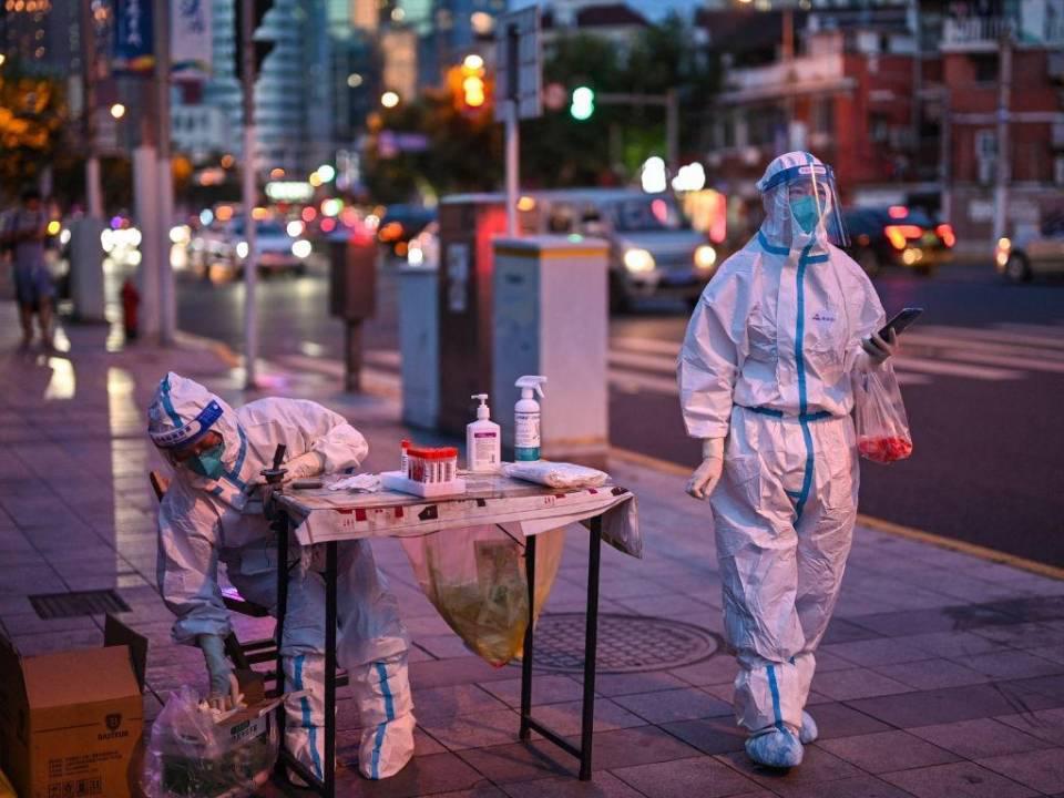 Estos son los síntomas: Centaurus, la nueva subvariante de Ómicron cinco veces más contagiosa que tiene en alerta al mundo