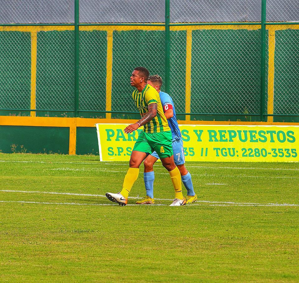 20 futbolistas que creíste retirados, pero jugarán en la Liga de Ascenso de Honduras en esta temporada