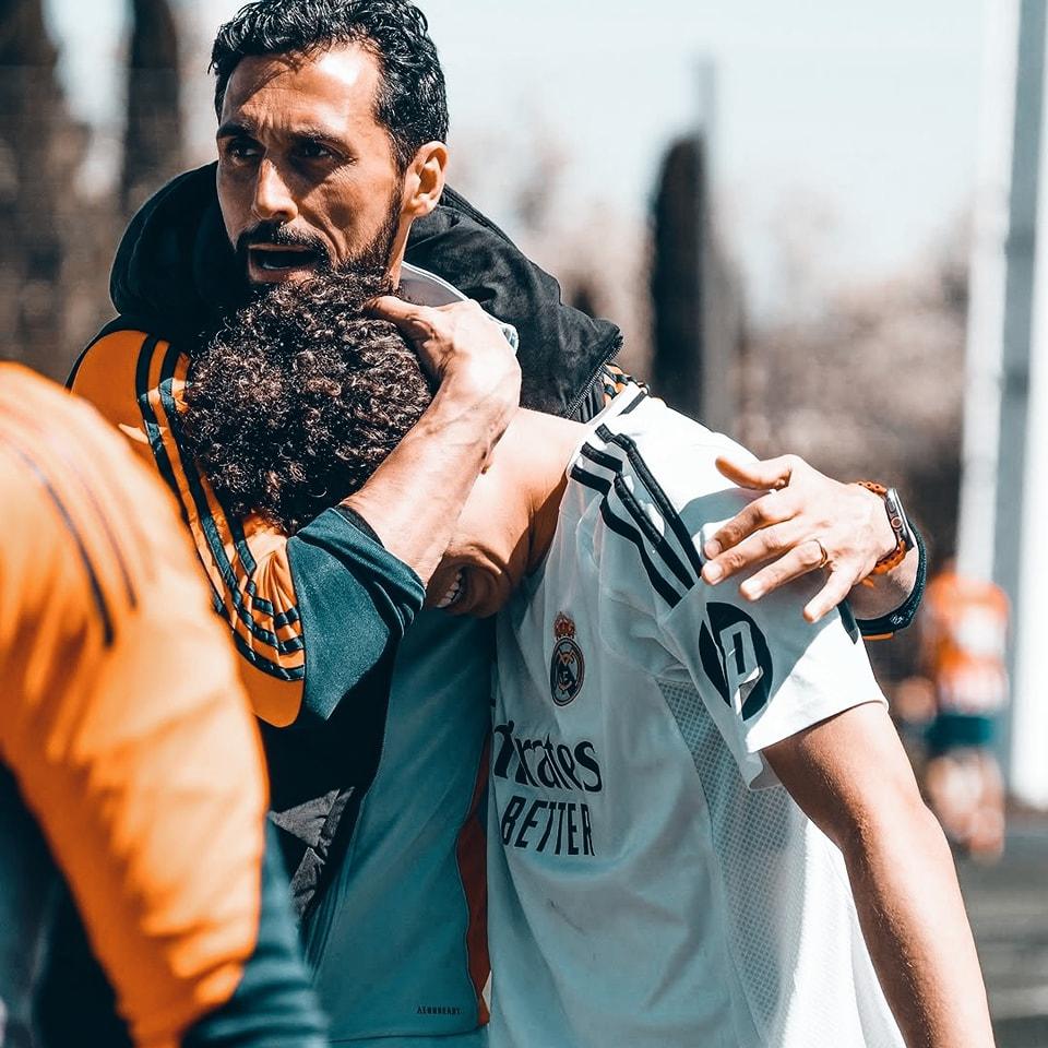 Hijo de Marcelo firma su primer contrato: dos campeonas del mundo se lo pelean y la decisión de Álvaro Arbeloa