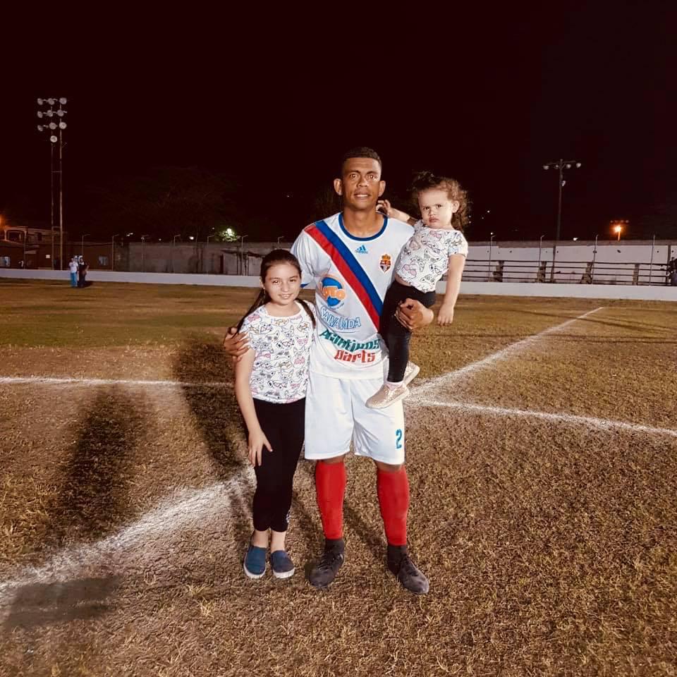 ¡Hondureña se robó su corazón! El exjugador colombiano que hizo su carrera y vida en tierras catrachas