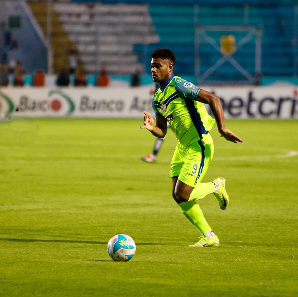 Fichajes: Olimpia pasaría la escoba y Chelito se va a USA; ¿Italiano a Honduras?