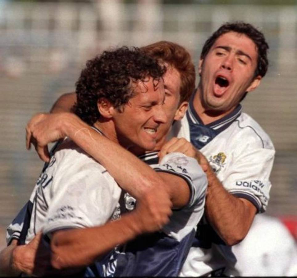 El pasado futbolístico de Troglio y Héctor Vargas con suceso en La Plata, Argentina