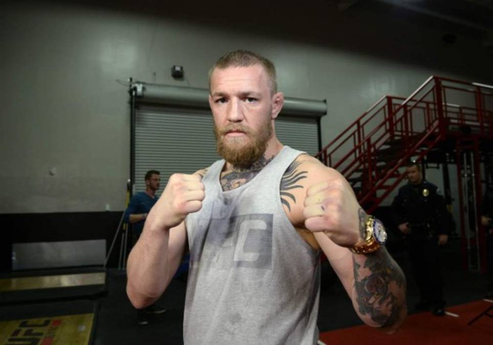 Conor McGregor sube 25 libras para pelear contra Nate Díaz