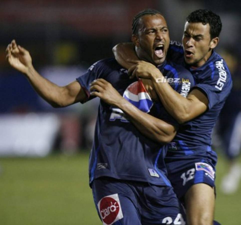 Las fotos que no habías visto de la final que le ganó Motagua a Saprissa en el Nacional