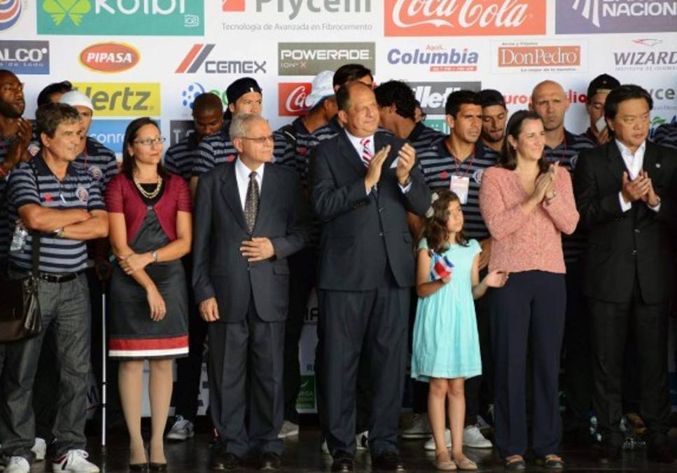 Costa Rica llegó a su país y fue recibida por el presidente