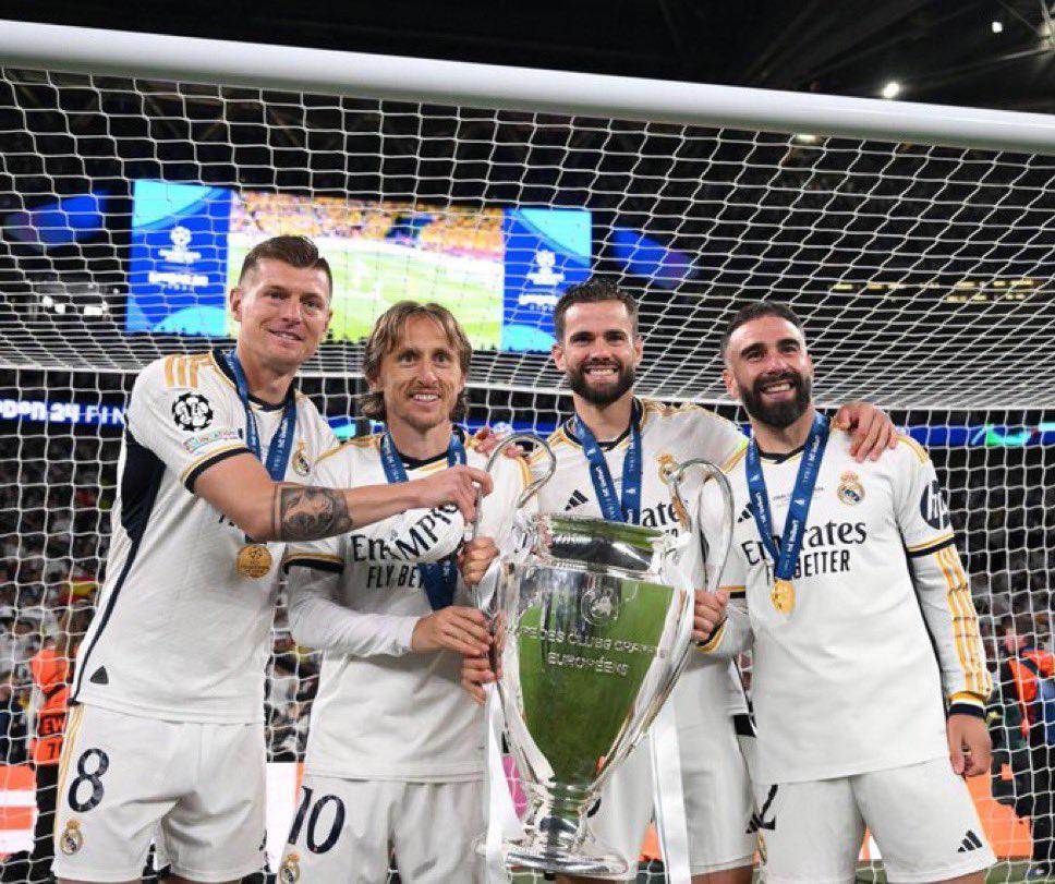 Así festejó Real Madrid la 15: Ancelotti sacó los pasos prohibidos, la emoción de Bellingham y Kroos dijo adiós