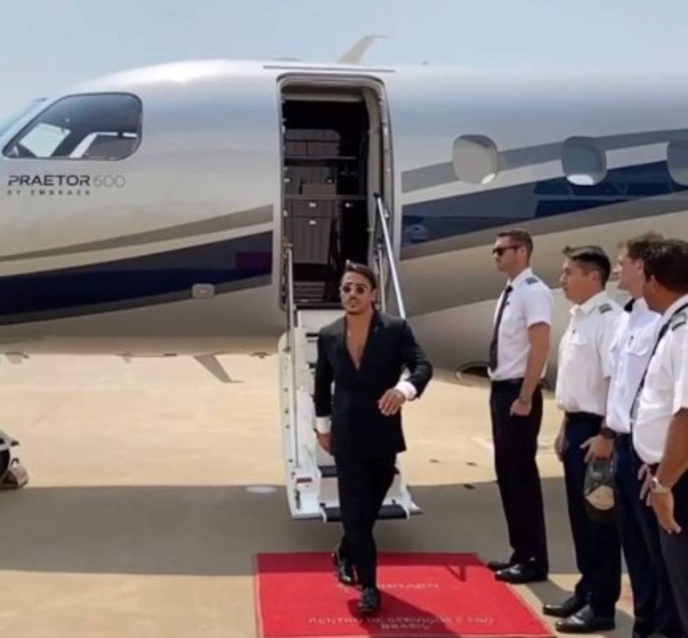 Fotos: Así es la vida de Salt Bae, el excéntrico cocinero turco al que tanto aman los futbolistas