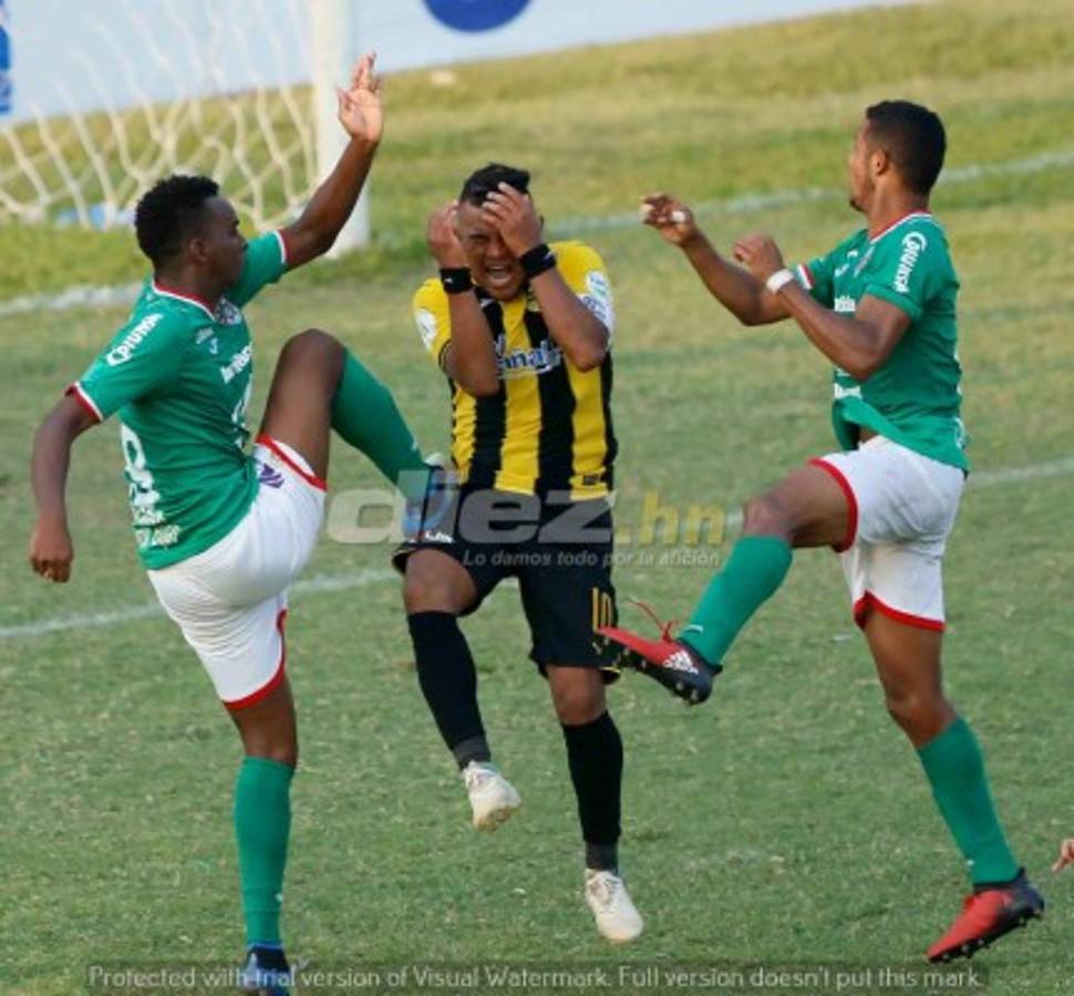 FOTOS: ¡Patadas, empujones, codazos y peleas que dejó el clásico sampedrano!