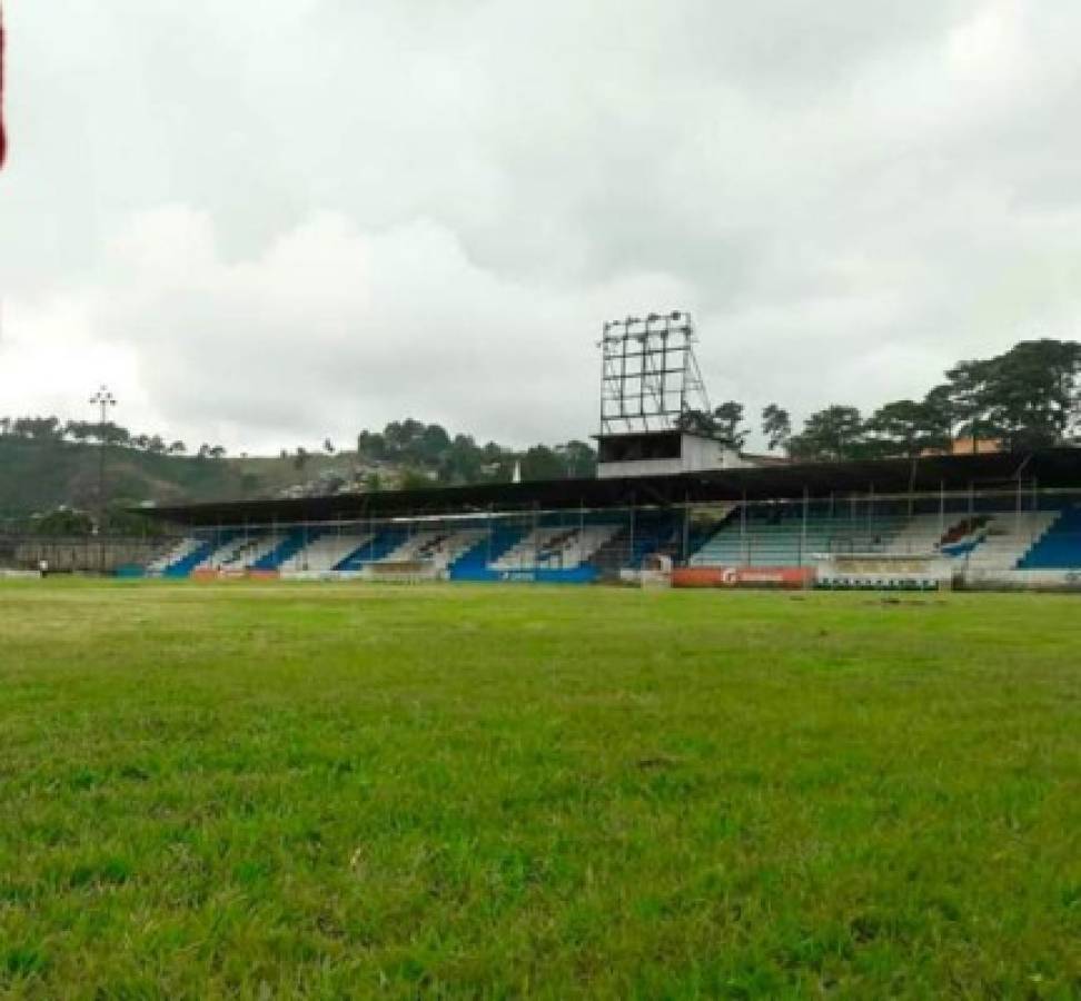 Una de estas canchas del Ascenso albergará juegos de Liga Nacional la próxima temporada