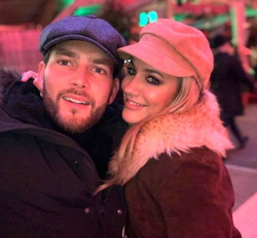 Lo mandó al hospital: La presentadora Caroline Flack fue detenida por violencia contra su novio tenista