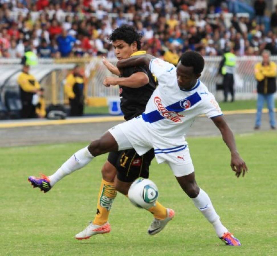 Futbolistas que pasaron por el Olimpia y no pudieron con el 'peso de la camisa'