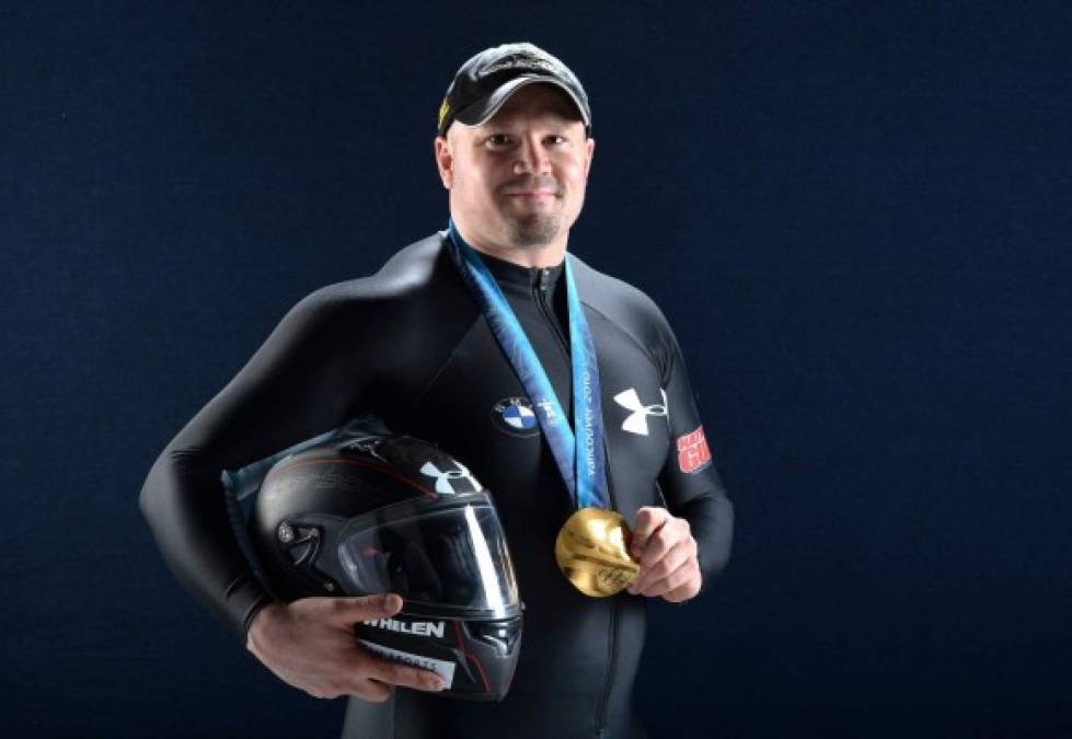 Atleta recibe dos platas olímpicas tras haber fallecido trágicamente