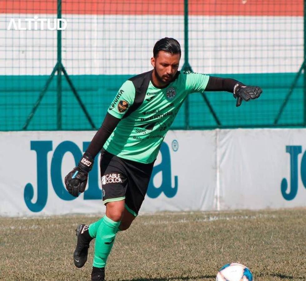 FICHAJES: Olimpia anuncia a su DT, Motagua presta jugador, UPNFM revoluciona el mercado y el futuro de Kervin Arriaga