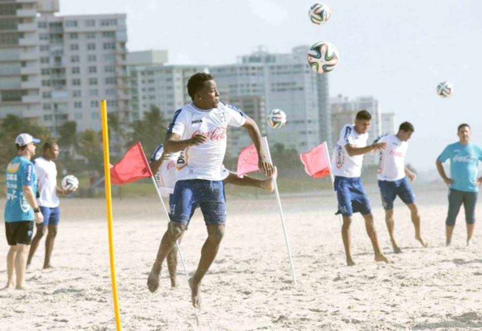 Honduras realiza trabajos de playa en Fort Lauderdale