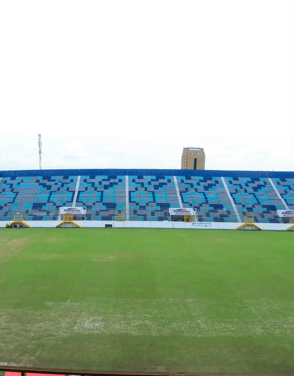 FOTOS: así quedó de destruida la cancha del Morazán tras recibir un concierto sin protección