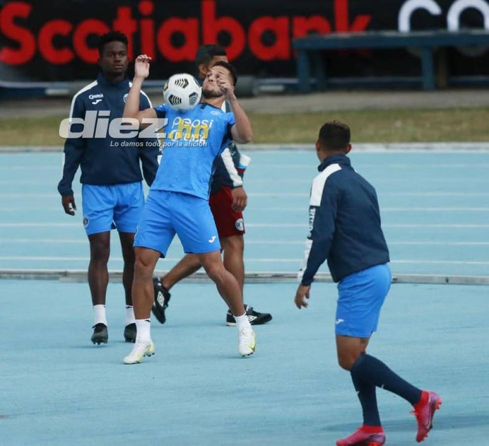 ¡Risas, chamarras y la charla! Motagua reconoció el Doroteo Guamuch Flores y está listo para enfrentar a Comunicaciones