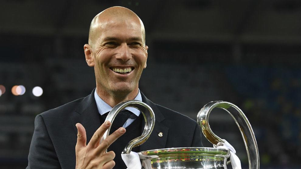 Zidane conquistó tres Champions League consecutivas como DT del Real Madrid.