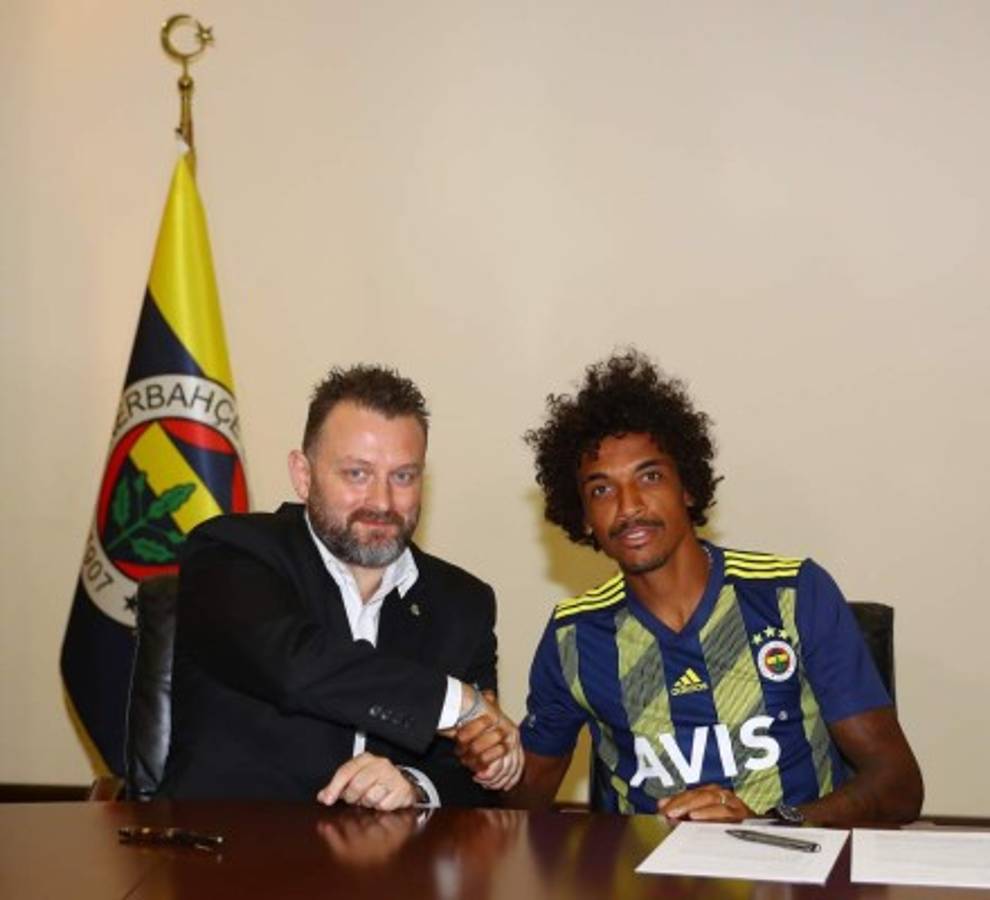 Mercado cerrado: Bombazos en el PSG y Real Madrid confirma refuerzo; Barcelona anuncia baja