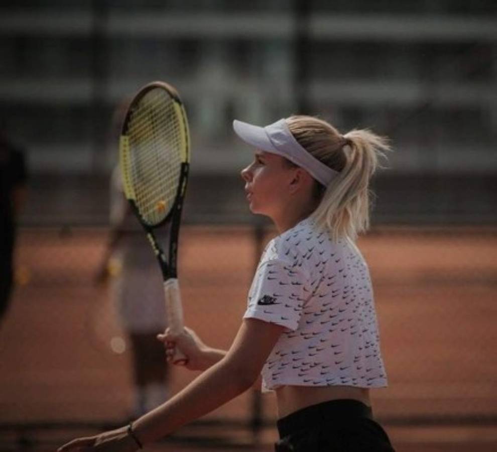 Angelina Graovac, la sensual tenista australiana que vende fotos íntimas para salvar su carrera
